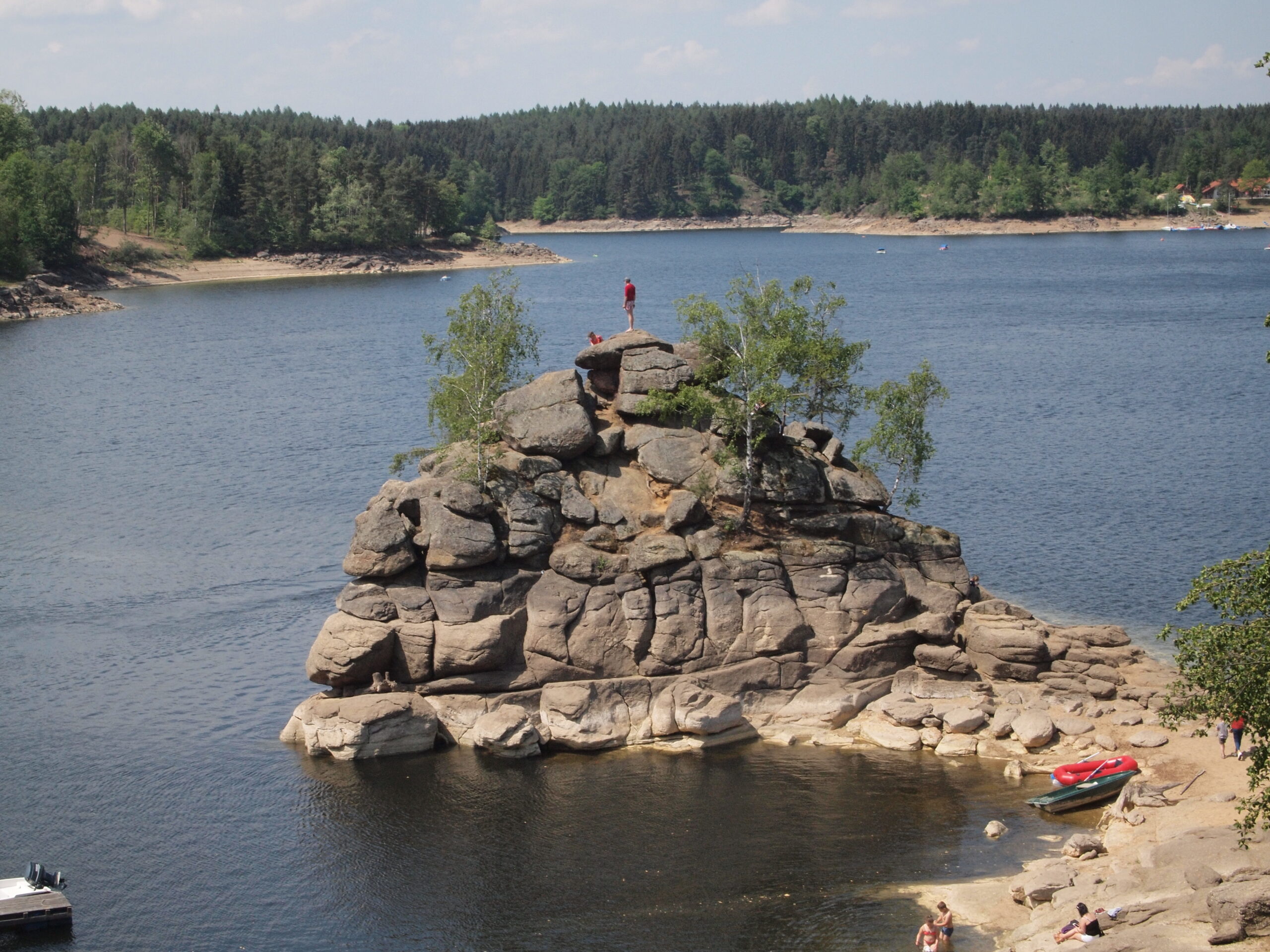 Der Stausee Ottenstein bringt kühle Erfrischung an heißen Lagertagen